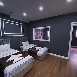 Pera Line Hotel